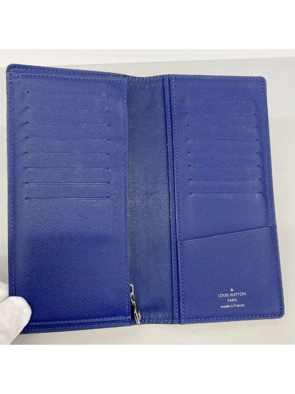 Louis Vuitton Wallet Taiga Portefeuille Brazza NM Blue